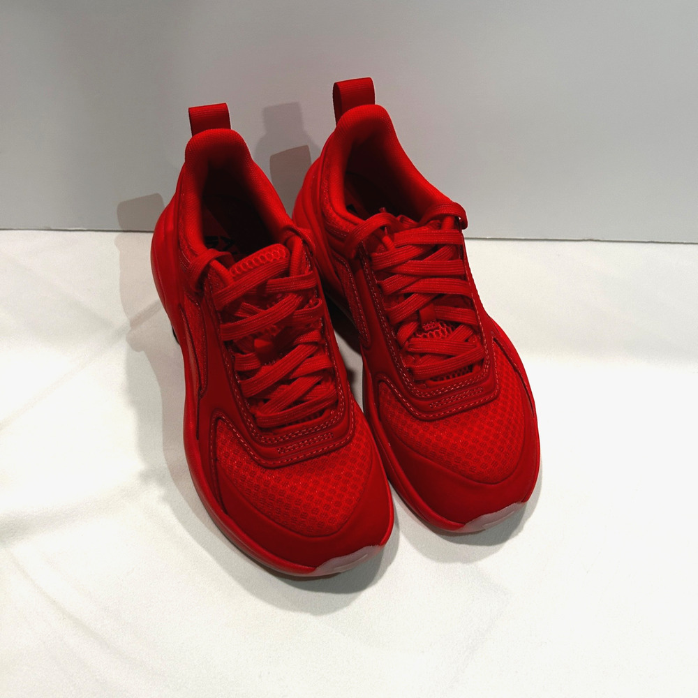TYR Women's CXT-Flow Training Shoes in Red US 6.5
